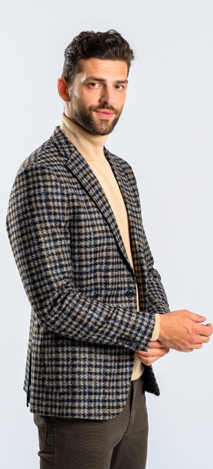 Brown blazer with rooster track pattern