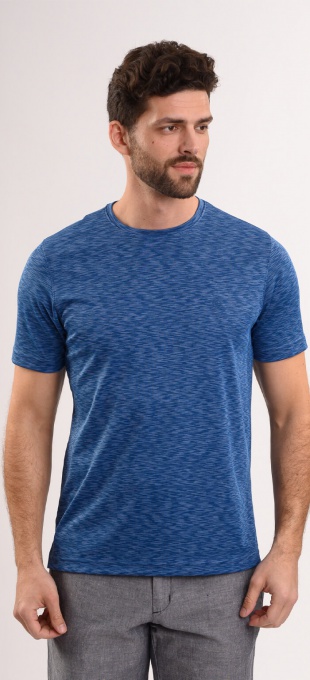 Modré tričko so vzorom melanž