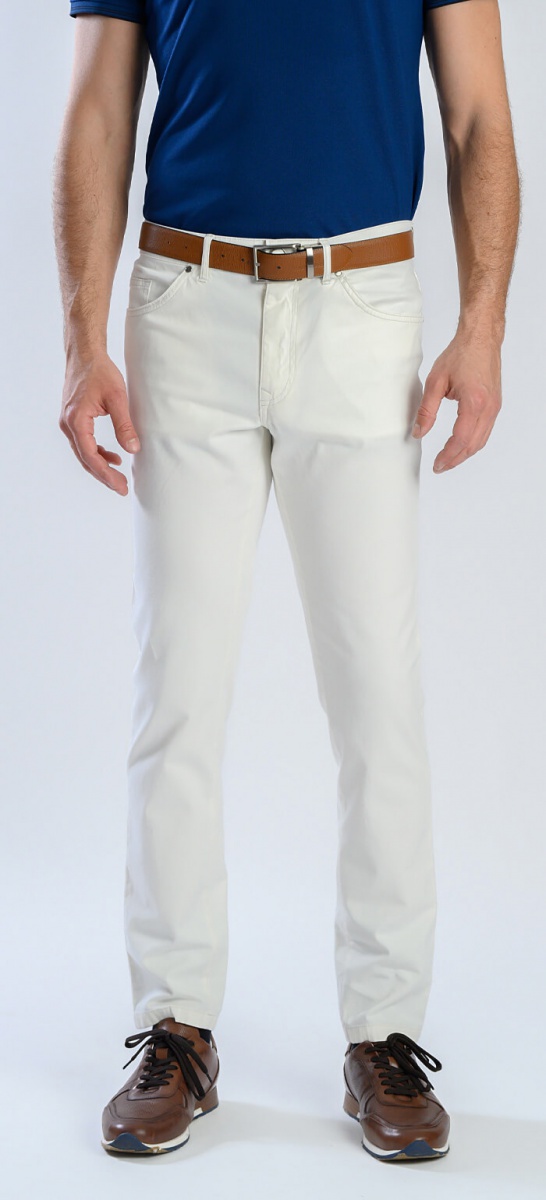 Creamy jeans