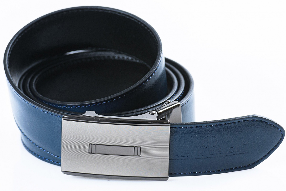 Reversible leather belt with easy fix buckle