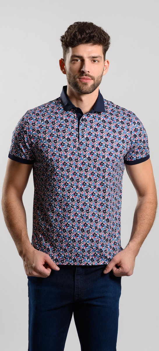 Bold polo with a flower pattern